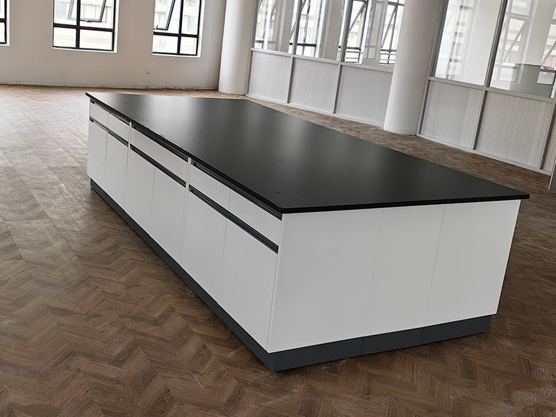 img4 in swiper of aboutus